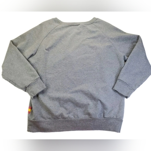 Harry Potter Pullover Teens Junior 2XL Gray Gryffindor Fleece Sweater  NWOT - Picture 5 of 5